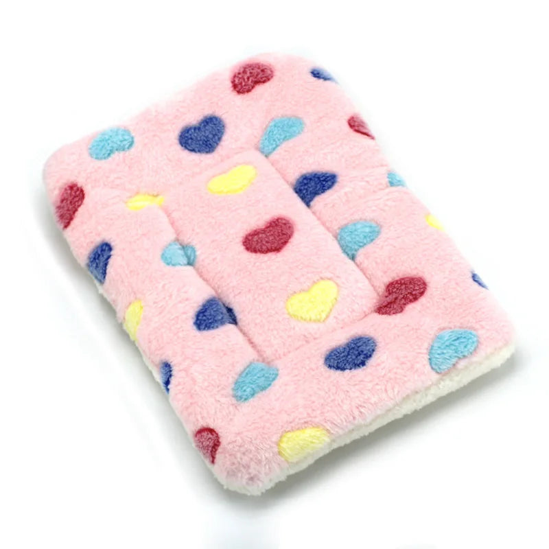 CozyFleece Cat Pad – Soft & Warm Blanket