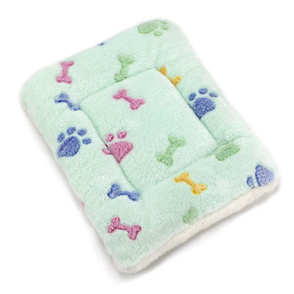 CozyFleece Cat Pad – Soft & Warm Blanket