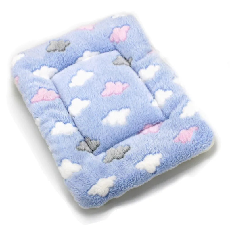 CozyFleece Cat Pad – Soft & Warm Blanket