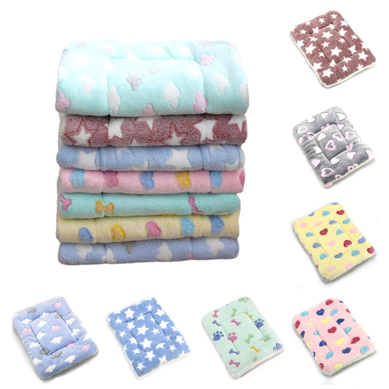 CozyFleece Cat Pad – Soft & Warm Blanket