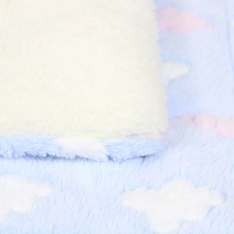 CozyFleece Cat Pad – Soft & Warm Blanket