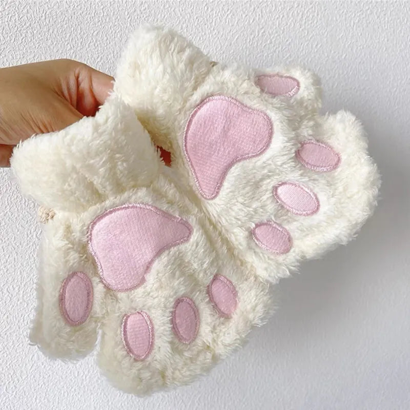 Purr-fect Paws: Charmingly Cute Catsy Gloves