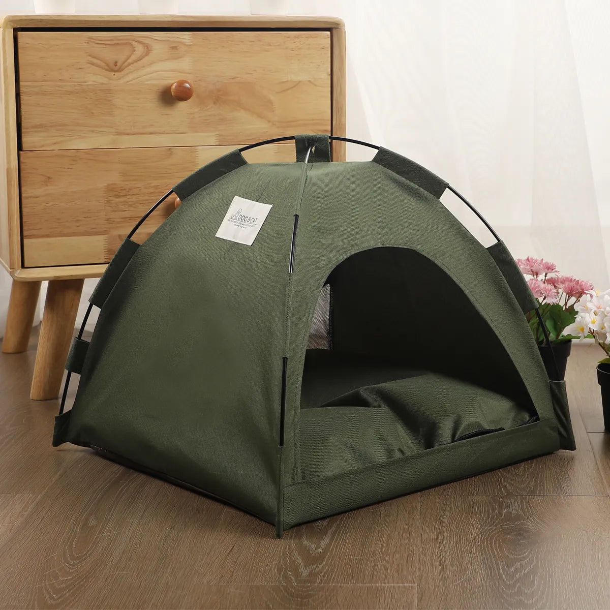 Purrfect Tenthouse: Luxury Indoor/Outdoor Cat Tent