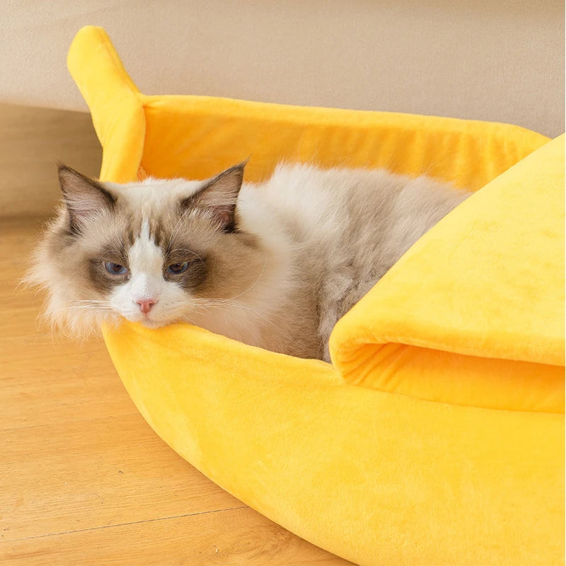 Banana Cat Cozy – Warm & Cute Bed